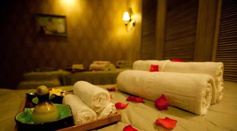 成都武侯区高端水疗spa会馆就这样带着清风月静抚慰了光阴悲喜